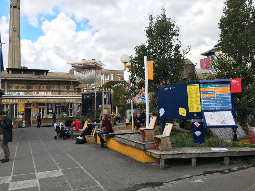 Grands Voisins lieux insolites où boire un verre à paris