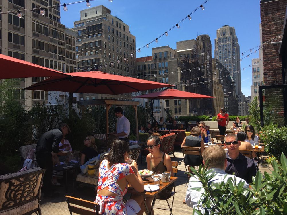 meilleur bar rooftop new york refinery