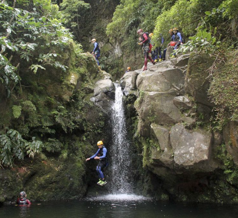 canyoning sao miguel açores