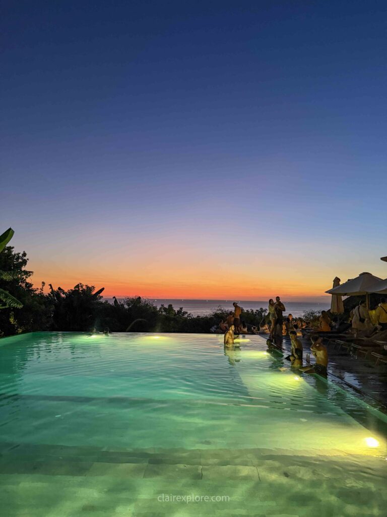 Mana sunset Uluwatu Bali