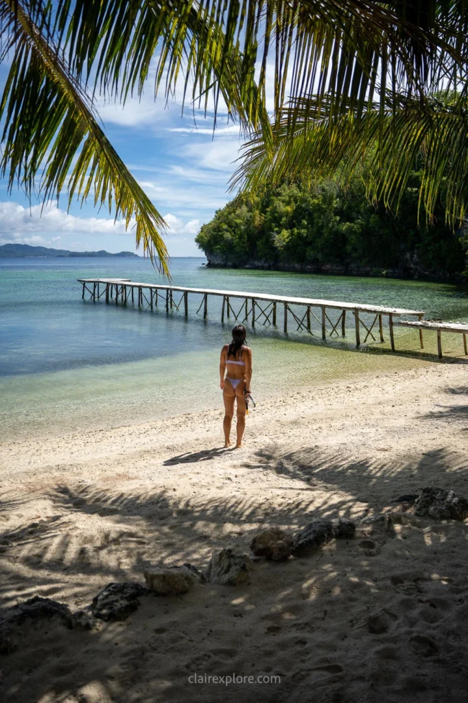Ponton d'Angkayo Malenge Iles Togian Sulawesi
