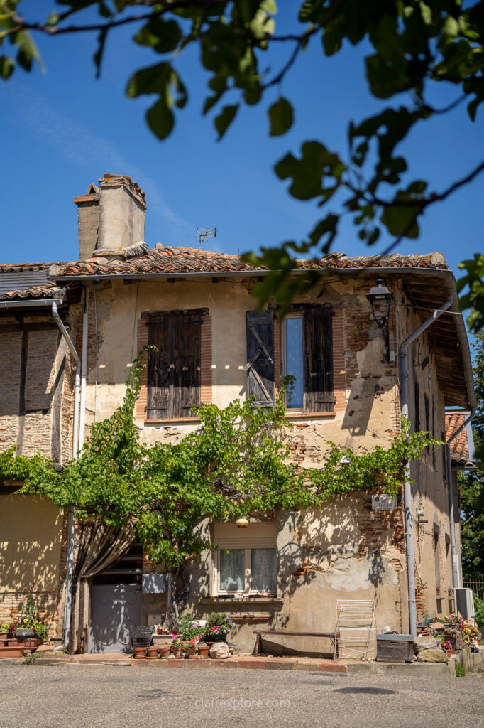 Village du Castéra - Hauts Tolosans aux alentours de Toulouse (Haute Garonne)
