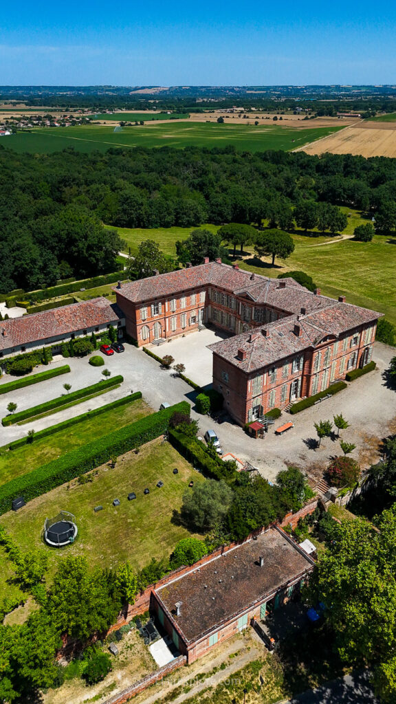 Château et labyrinthe de Merville - Hauts Tolosans aux alentours de Toulouse (Haute Garonne)
