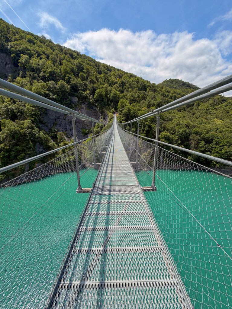 Randonnee passerelles lac monteynard clairexplore