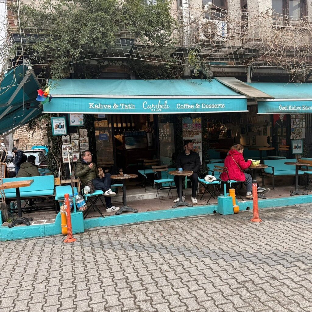 Cumbali Cafe