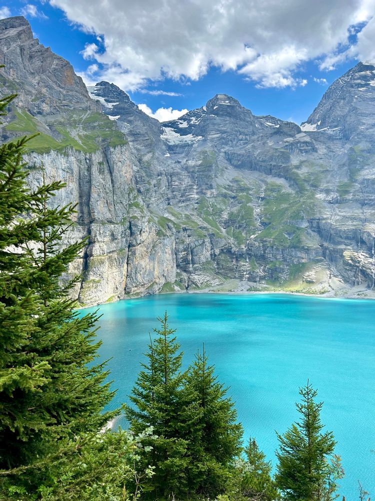 Lac d'Oeschinensee Kandersteg Suisse