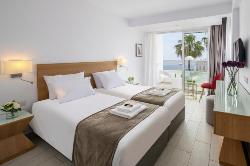 Appartement avec piscine à petit prix à Ayia Napa et Protaras