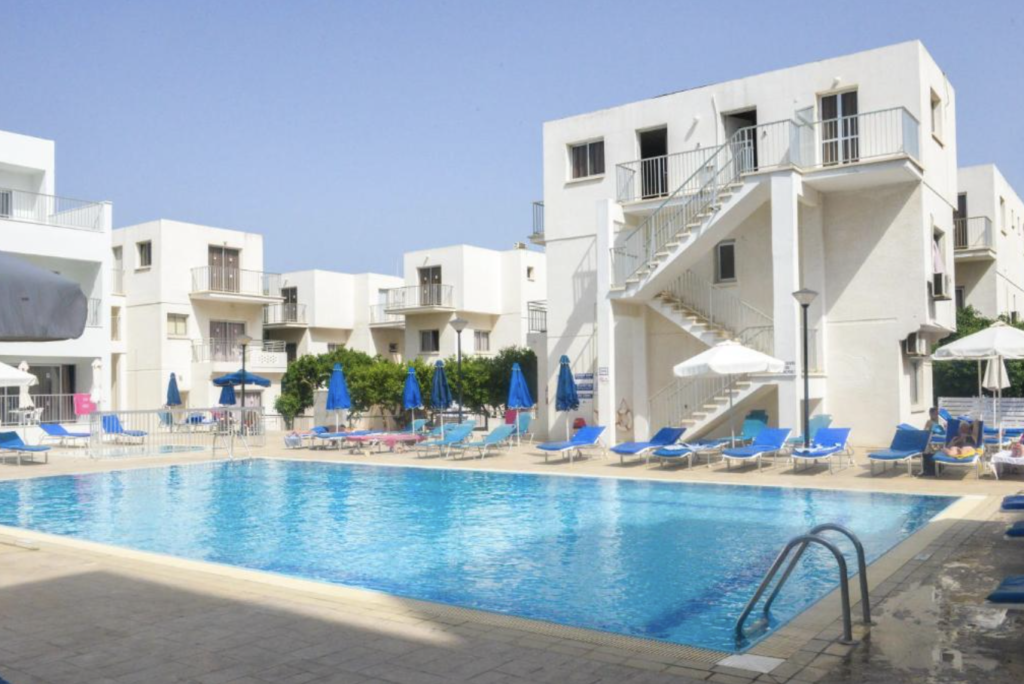 Hotel protaras petit budget