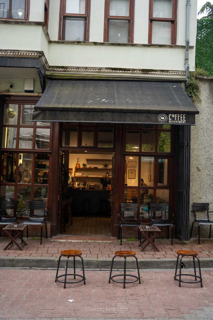 Coffee Department dans le quartier de Balat à Istanbul en Turquie