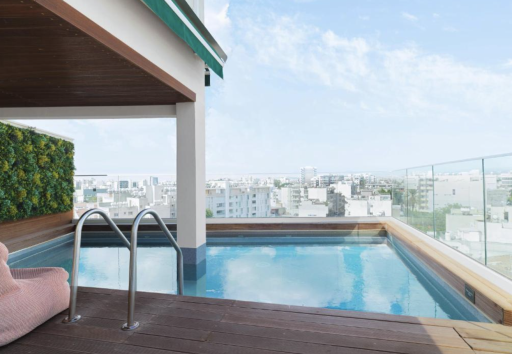 Hôtel Larnaca chypre piscine sur le toit
